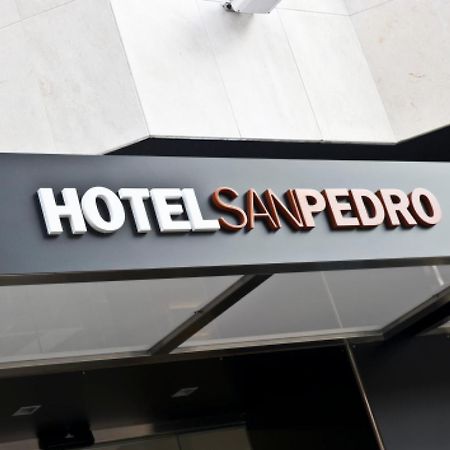 Hotel San Pedro Langreo Exterior foto